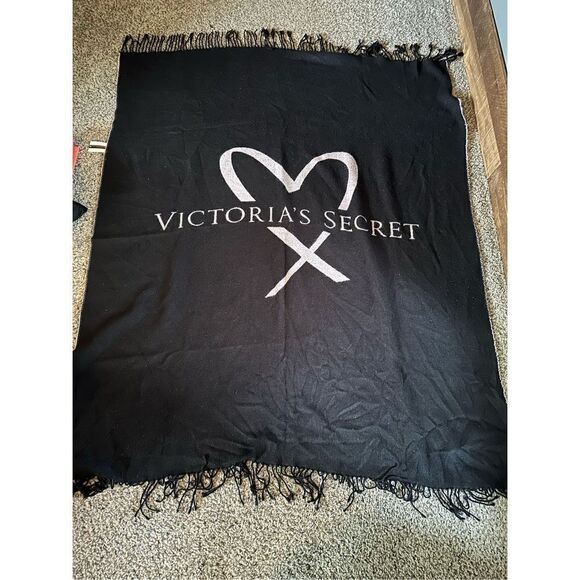 Victoria Secrets bundle, big blanket, and slippers - Picture 12 of 15